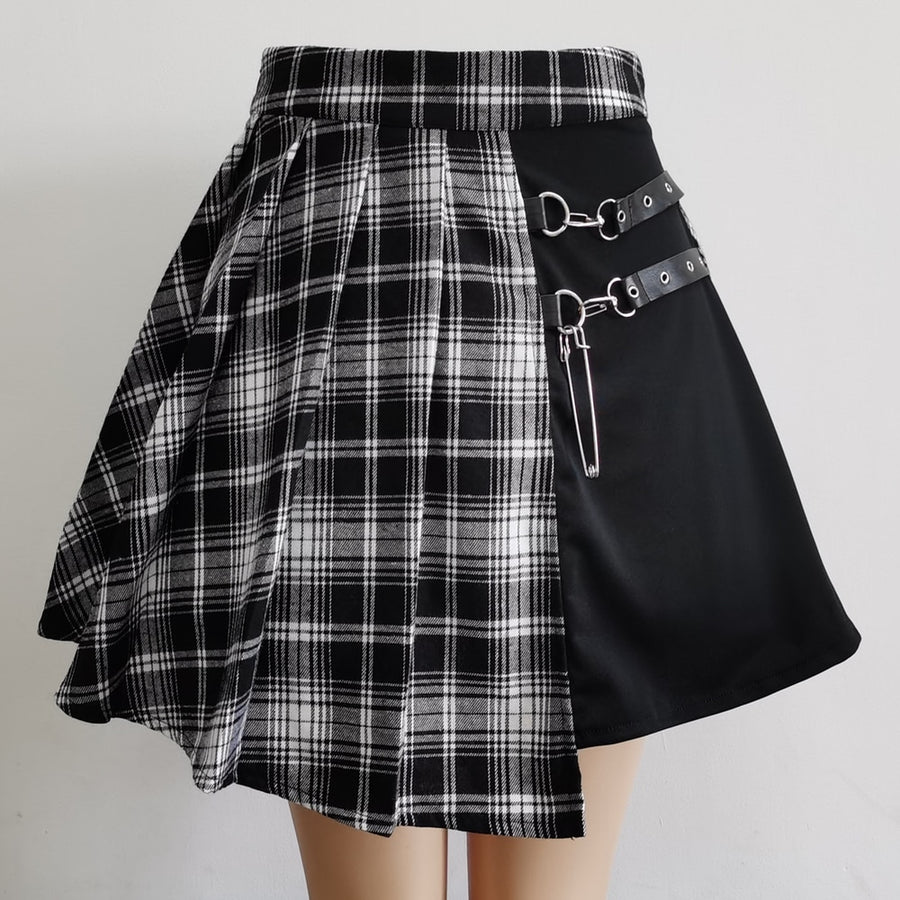 Harajuku Gothic Style Asymmetric Cutout Plaid Skirt in 2 Colours