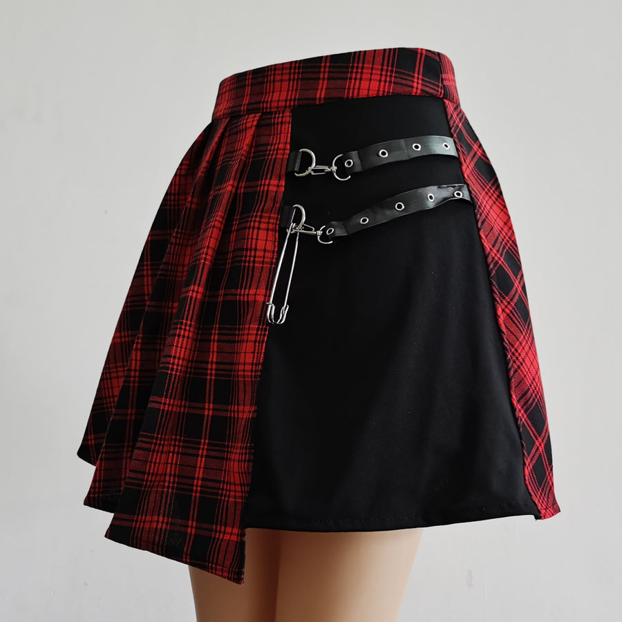 Harajuku Gothic Style Asymmetric Cutout Plaid Skirt in 2 Colours